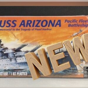👛 2/$20 REVELL Plastic Kit USS Arizona Pacific Fleet Battleship New in Original